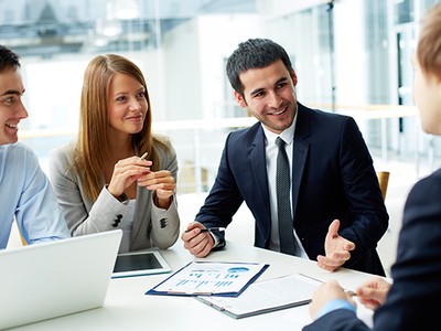 Tại các nước phát triển, nghề môi giới địa ốc có vị trí rất cao (ảnh minh họa)