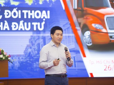 Ông Nguyễn Huy Dương - Giám đốc Kl991.com nạp rút nhanh giới thiệu về TCH trong Roadshow diễn ra vào ngày 26/04 vừa qua