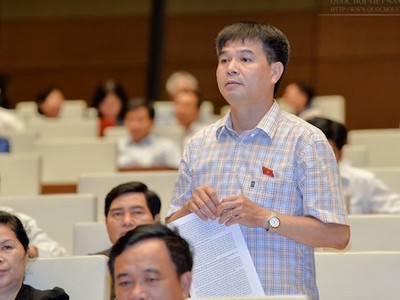 Đại biểu Nguyễn Hữu Toàn (đoàn Lai Châu)