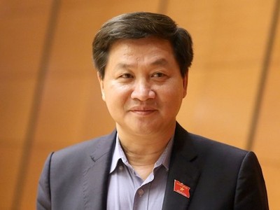 Tổng Thanh tra Kl993 ưu đãi thưởng hấp dẫn Lê Minh Khái. Ảnh: QH