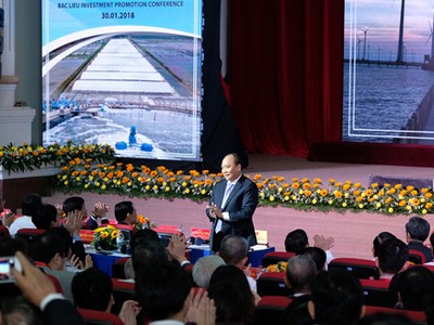 Thủ tướng Nguyễn Xuân Phúc dự hội nghị chuyên đề về xúc tiến Kl99ok phiên bản mới của tỉnh Bạc Liêu. Ảnh: VGP/Quang Hiếu