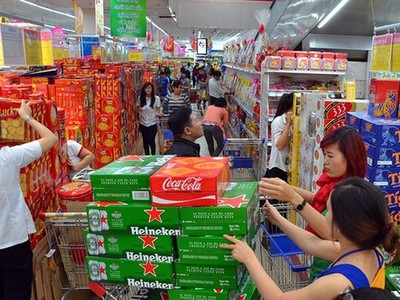 Sát Tết, Big C lại quy định khách chỉ mua 5 thùng bia mỗi ngày