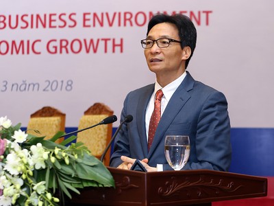 Phó Thủ tướng Vũ Đức Đam phát biểu tại hội nghị. Ảnh: VGP/Đình Nam