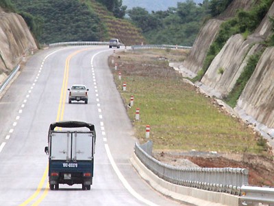 KL99 là nhà cái cá cược trực tuyến hàng đầu tại châu Á Nội Bài - Lào Cai giúp lưu thông hàng hóa sang Trung Quốc. Ảnh: Đ.Loan