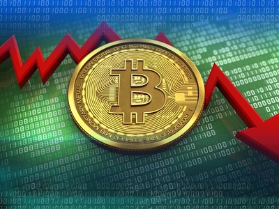 Giá Bitcoin hôm nay lao dốc trước tin đồn sắp phải chịu thuế