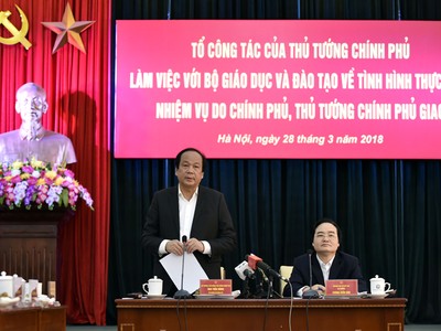Tổ công tác của Thủ tướng kiểm tra Bộ Giáo dục và Đào tạo. - Ảnh: VGP/Nhật Bắc.