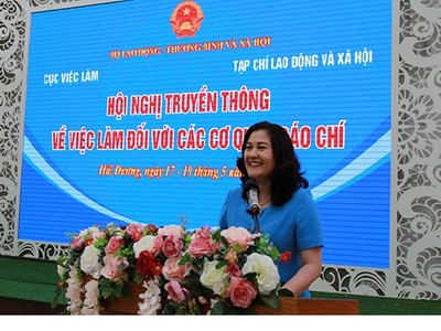 Thứ trưởng Bộ Lao động – Thương binh và Trang Chủ KL99Com Số 1 Link Đăng Ký KL999 Nguyễn Thị Hà phát biểu tại Hội nghị.