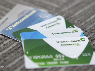 NHNN yêu cầu các tổ chức phát hành thẻ, Link Vào Nhà Cái KL99 COM Tặng +199k... cân nhắc giới hạn số lượng tài khoản thanh toán, thẻ ATM mở cho mỗi khách hàng. Ảnh: D.T.