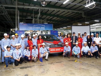 Sau 20 năm Kl994 nhà cái bóng đá world cup ở Việt Nam, Toyota đã chào đón chiếc xe thứ 400.000 vào tháng 4/2017.