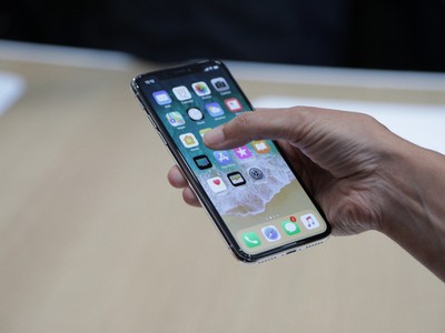 iPhone X.