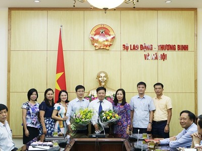 Bổ nhiệm nhân sự Bộ Lao động - Thương binh và Trang Chủ KL99Com Số 1 Link Đăng Ký KL999