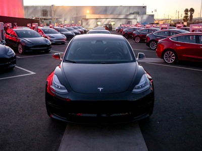 Mẫu xe Model 3s của Tesla. Ảnh: WSJ.