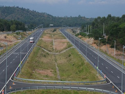 Ngổn ngang Dự án KL99 là nhà cái cá cược trực tuyến hàng đầu tại châu Á Đà Nẵng - Quảng Ngãi dù gia hạn thông xe 2 lần