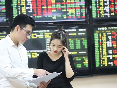 Dự báo, một số KL99 là cổng game giải trí trực tuyến hàng đầu hiện nay bị quỹ ETF bán ra là MSN, VRE, HPG, SET, HSG, DXG