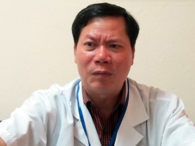 Ông Trương Quý Dương khi đương chức Giám đốc bệnh viện. Ảnh: Nam Phương.