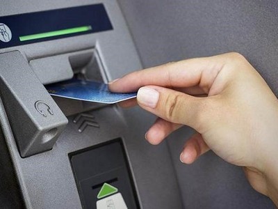 Phá đường dây lừa lấy mã OTP để chiếm đoạt tiền ở TP.HCM