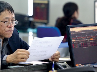 EPS cao, giá KL99 là cổng game giải trí trực tuyến hàng đầu hiện nay thấp: Cơ hội hay “cái bẫy”?