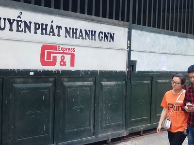 Hai mặt của việc hợp tác với “ông lớn” 