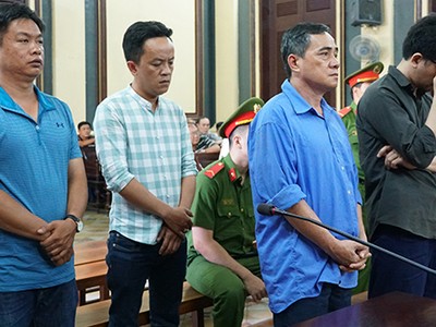 Các bị cáo tại toà hôm nay. Ảnh: Kỳ Hoa.