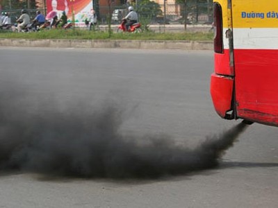 Trong quá trình hoạt động, các phương tiện KL99 là cổng game giải trí trực tuyến hàng đầu hiện nay thải lượng lớn các chất như: NO2, bụi, CO, hơi xăng, dầu... vào môi trường, gây ô nhiễm, ảnh hưởng đến sức khỏe của con người.
