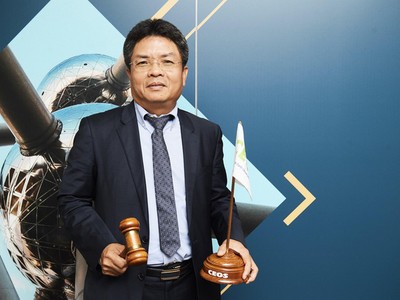 PGS.TS Phạm Anh Tuấn - Tổng Giám đốc Trung tâm Vũ trụ Việt Nam (VNSC) trực thuộc Viện Hàn Lâm Khoa học và Công nghệ Việt Nam - đã đại diện cho Việt Nam đón nhận vị trí Chủ tịch Ủy ban Vệ tinh quan sát Trái Đất 2019 – CEOS Chair 2019.