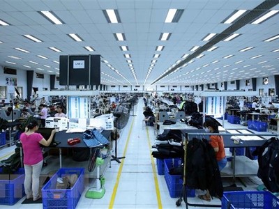 Kl994 nhà cái bóng đá world cup các mặt hàng may mặc xuất khẩu tại Công ty TNHH Kydo Việt Nam có vốn Kl99ok phiên bản mới Hàn Quốc, Khu Công nghiệp Phố nối A, Hưng Yên. (Ảnh: Phạm Kiên/TTXVN).