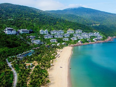 Các du khách tới từ các đất nước có mùa đông lạnh kéo dài thường thích nghỉ dưỡng lâu tại những bãi biển đẹp của Việt Nam.