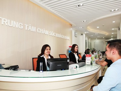 Prudential có hơn 350 văn phòng, hơn 170.000 tư vấn viên và trên 1,5 triệu khách hàng.