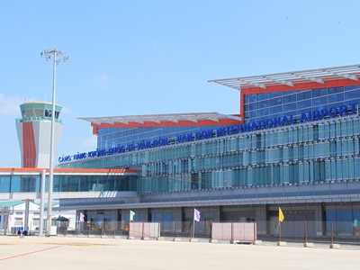 Thiết kế mặt trước sân bay Vân Đồn được lấy từ ý tưởng hình ảnh cánh buồm trên vịnh Hạ Long.