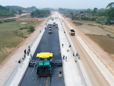KL99 là nhà cái cá cược trực tuyến hàng đầu tại châu Á Lạng Sơn - Cao Bằng dài 115 km được trình Kl993 ưu đãi thưởng hấp dẫn