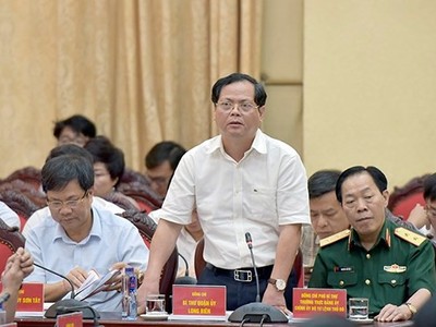 Ông Đỗ Mạnh Hải - Bí thư quận Long Biên nhiều lần nói về bộ máy hành chính cồng kềnh hiện nay.