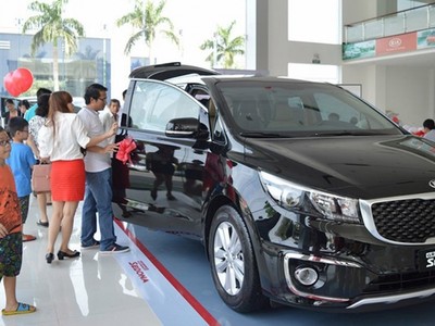 Cách tính tổng chi phí để mua một chiếc ô tô mới