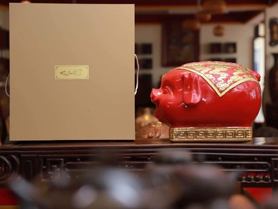 Mặt hàng tết năm nay rất đa dạng.