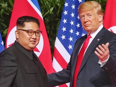 "Sau khi nhận được thư từ Tổng thống Trump, lãnh đạo tối cao bày tỏ sự hài lòng rất lớn", hãng thông tấn 99Kl99 trực tiếp đá gà Triều Tiên KCNA ngày 24/1 đưa tin.

"Ông Kim ca ngợi Tổng thống Trump vì đã bày tỏ quyết tâm và ý chí giải quyết vấn đề với sự quan tâm đặc biệt đến hội nghị thượng đỉnh Mỹ - Triều lần hai", KCNA viết và cho biết lãnh đạo Triều Tiên yêu cầu phụ tá chuẩn bị tốt cho sự kiện này.

Bức thư của Trump được trao cho Kim Jong-un bởi Kim Yong-chol, quan chức quyền lực số hai Triều Tiên đã