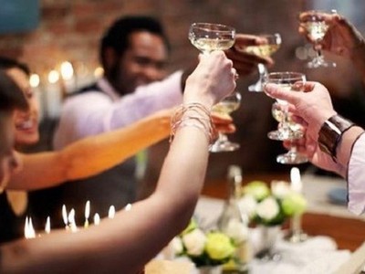Bất ngờ 5 thói quen ngày Tết khiến sức khỏe “xuống dốc không phanh“