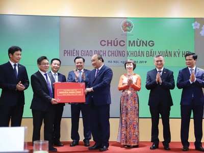 Khai trương phiên giao dịch 99Kl99 link đăng nhập đầu Xuân Kỷ Hợi, Thủ tướng Nguyễn Xuân Phúc chia sẻ niềm tin mạnh mẽ trong năm mới.