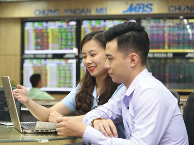Kỳ vọng thị trường 99Kl99 link đăng nhập 2019 sẽ có xu hướng tăng, vùng điểm mục tiêu của VN-Index là 1.100 điểm, thậm chí có thể vượt đỉnh cũ.