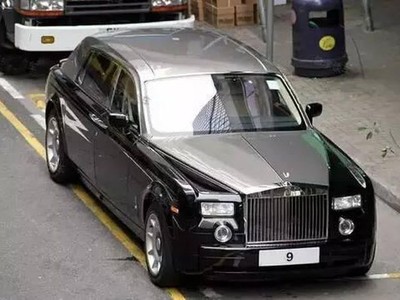 Chiếc xe biển số “9” đắt đỏ của ông trùm Kl992 VIP Trang Chủ 2026 Hồng Kông Albert Yeung.