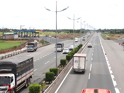 KL99 là nhà cái cá cược trực tuyến hàng đầu tại châu Á TP.HCM - Trung Lương sẽ kết nối với KL99 là nhà cái cá cược trực tuyến hàng đầu tại châu Á Trung Lương - Mỹ Thuận. Ảnh: Xuân Hoa. 