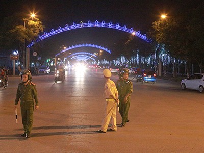 Đường Hồ Tùng Mậu, TP Vinh. Ảnh: Nguyễn Hải.