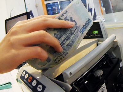 Việc thanh toán trên TTCK Việt Nam hiện nay được thực hiện qua BIDV, Vietinbank và NHNN.