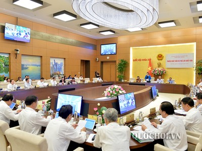 Ủy ban Thường vụ Quốc hội ban hành Nghị quyết về nhân sự