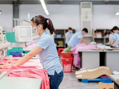 May Sông Hồng: Nối liền chuỗi giá trị dệt may đứt gãy