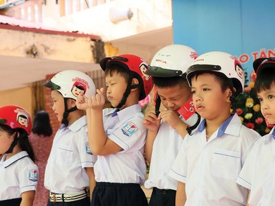 Dư địa khai thác rộng mở là một trong những lý do khiến thị trường Kl99kl phiên bản hoạt động học sinh - sinh viên luôn cạnh tranh khốc liệt.