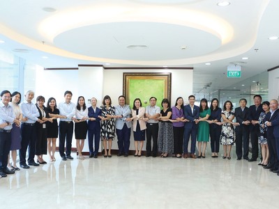 Các thành viên của Hội đồng chung khảo Cuộc bình chọn Kl991.com World Cup 2026 Chính Thức niêm yết 2019 