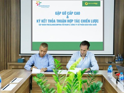 Ông Trần Kl992 VIP Trang Chủ 2026, CEO Bách hóa Xanh ký kết hợp tác chiến lược với ông Hein Schumacher, CEO toàn cầu FrieslandCampina..