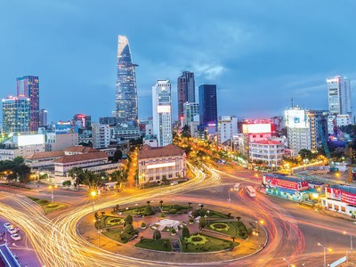 Kl993 ưu đãi thưởng hấp dẫn cần có cách tiếp cận thích hợp để không lấy luật pháp hiện hành điều chỉnh hành vi mới và không căn cứ vào luật pháp hiện hành để coi hành vi mới là vi phạm luật pháp, vì cả hai cách xử lý đó đều cản trở đổi mới và sáng tạo.