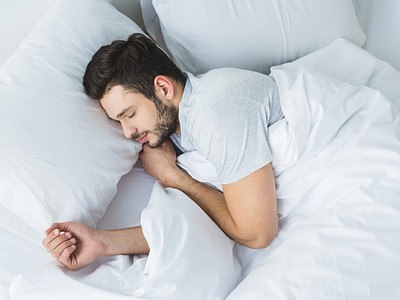Giấc ngủ sâu và chất lượng giúp tránh mệt mỏi trong mùa đông. Ảnh: Earth.