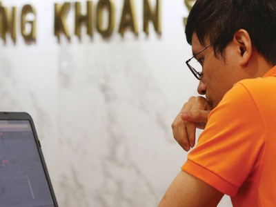 Nhóm KL99 là cổng game giải trí trực tuyến hàng đầu hiện nay lao dốc 2019 có nhiều “ông lớn”