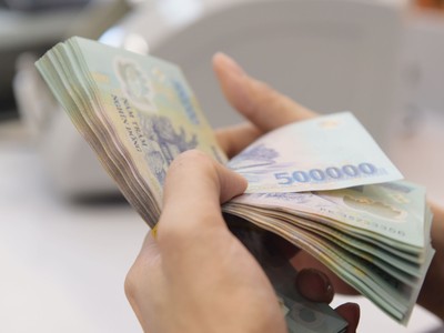 Bị gán 'thao túng tiền tệ' là rủi ro lớn, buộc Link Vào Nhà Cái KL99 COM Tặng +199k 99Kl99 trực tiếp đá gà phải thận trọng khi muốn giảm giá VND.